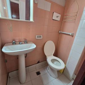 Ένα μπάνιο στο Hotel Nuevo Splendid en la Peatonal