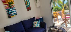 Foto dalla galleria di appartement privé ECO-RESPONSABLE, vue sur la mer des Caraibes et jardin clos, WiFi, à 2mn de la plage a Sainte-Luce