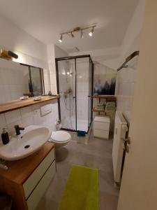 Koupelna v ubytování Ruhiges & zentrales Loft in Lörrach + 7 fotografií