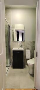 Un baño de Catherine's Place by the sea