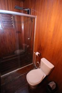 Koupelna v ubytování Pousada Palm Beach Praia de Caetanos Chalé Família