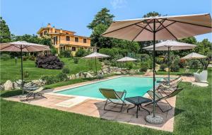 The swimming pool at or close to Ciliegio
