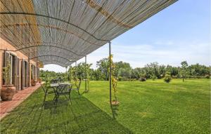A garden outside Ciliegio