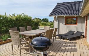 Patio nebo venkovní prostory v ubytování 3 Bedroom Beautiful Home In Humble