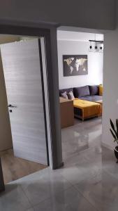 Ένα ή περισσότερα κρεβάτια σε δωμάτιο στο Modern & Charming