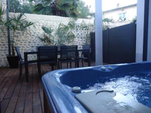 Fotografie z fotogalerie ubytování Les spas de la Chartreuse v destinaci Tarbes
