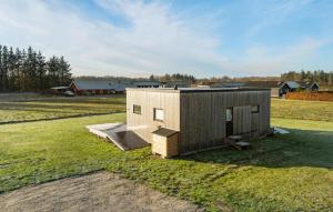 Budova, kde se prázdninový dům nachází + 7 fotografií