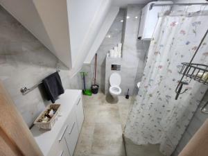 Kúpeľňa v ubytovaní Kota 992