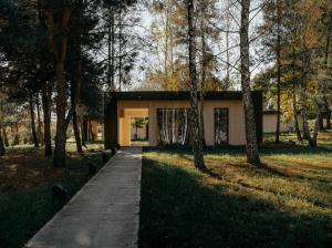 Το κτήριο όπου στεγάζεται  η παραθεριστική κατοικία