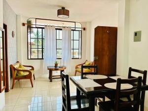 Posezení v ubytování Cómodo apartamento familiar