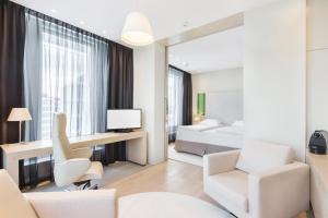 Posezení v ubytování Sound Garden Hotel Airport