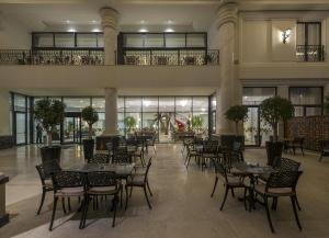 Restaurace v ubytování Vialand Palace Hotel
