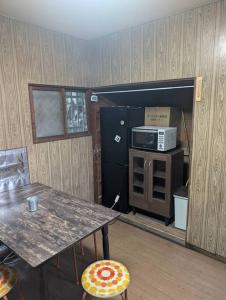 Kuchyň nebo kuchyňský kout v ubytování Shared room second