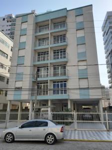 O edifício em que o apartamento se localiza