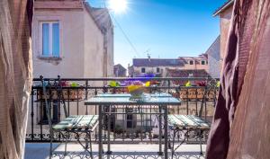 Gallery image of Apartments and Rooms Villa Erede in Split +106 photos