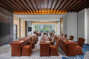 Four Points by Sheraton Bintan, Lagoi Bay的电视和/或娱乐中心