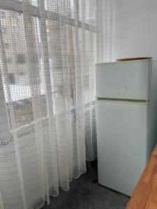 Kuchyň nebo kuchyňský kout v ubytování Garsoniera in Lupeni
