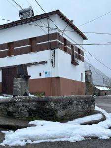 The building in which the holiday home is located