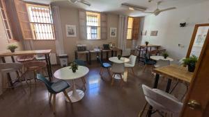 Posezení v ubytování Hostal El Convent de Moncada