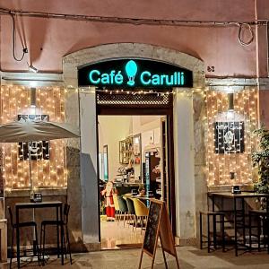 Restaurace v ubytování Loft House Bari + 12 fotografií