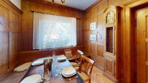 Fotografia z galérie ubytovania Wohlfühl Apartment Haus Schillerstrasse - Zentrumsnähe, Boxspringbett, Küche v destinácii Dornbirn