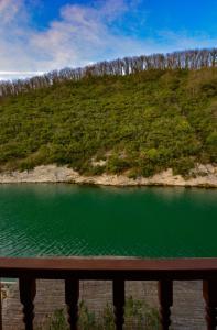 Gambar di galeri bagi Hill River Hotel di Ağva