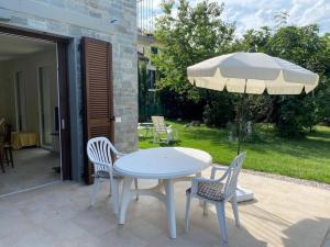 Κήπος έξω από το Casa Maccagnina