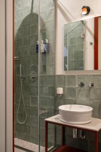 Bagno di Apart-In Georgia