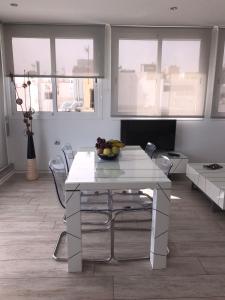 ロス・クリスティアーノスにあるApartamentos Sol Marのギャラリーの写真