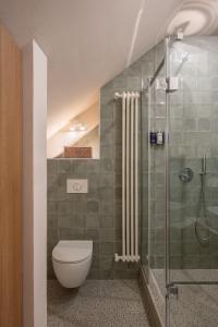 Bagno di Apart-In Georgia