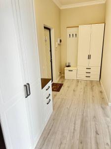 Фотография из галереи 1 room возле Мега Парка центр города в Алматы