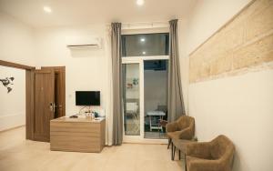 TV/trung tâm giải trí tại Sliema Central O'Clock Malta