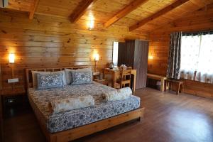 labdhi Resorts Masinagudi- Stag Groups not allowed客房内的一张或多张床位