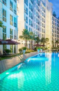 Πισίνα στο ή κοντά στο 1bed Luxury apartment with pool & gym access near walking street