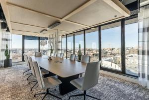 Imagen de la galería de DT Studio Gym Pool Table 8th Floor Parking, en Salt Lake City