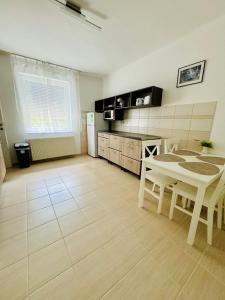 Nana Apartman 4027 Debrecen, Egyetem sugárút 24. 3/7. kép - 2
