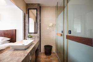 Ένα μπάνιο στο Lettry Hotel