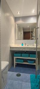 A bathroom at Apartment Jilguero Sunny