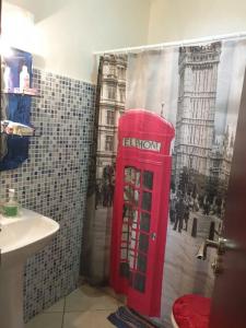 Ένα μπάνιο στο Appartement calme