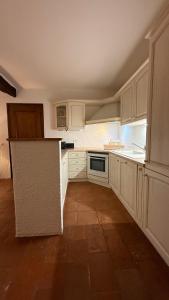 2 bedroom apt near Como lake 주방 또는 간이 주방