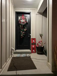 Galeriebild der Unterkunft New Room with Airbed Mattress Queen in Down Floor in Eagle Mountain