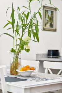 Gallery image of Zetland Gem 2Bed Apt with Pool & Gym Access in Sydney +8 photos