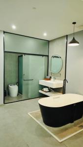 Qichi Waterfront B&B Hotel的一间浴室