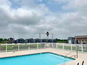 Bassein majutusasutuses Coastal Bend at Seadrift, Motel & RV Park või selle lähedal