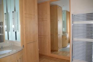 Kúpeľňa v ubytovaní La Villa d'Auteuil, Paris 16, rénovée