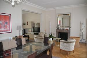 Posedenie v ubytovaní La Villa d'Auteuil, Paris 16, rénovée