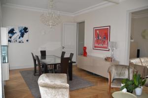 Posedenie v ubytovaní La Villa d'Auteuil, Paris 16, rénovée