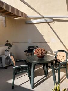 Posezení v ubytování Central Sliema Stay Cozy for 4 guests, Air-Conditioned, Self Check-In