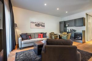 Köök või kööginurk majutusasutuses AlpenParks Hotel & Apartment Taxacher