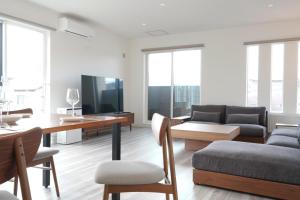 Gallery image of Glee Niseko LUX condo 羊蹄山一望 新築 駐車場完備 in Kutchan